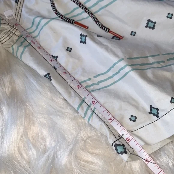 KATIN BOARD SHORTS TRIBAL HAWAIIAN PRINT SIZE 34